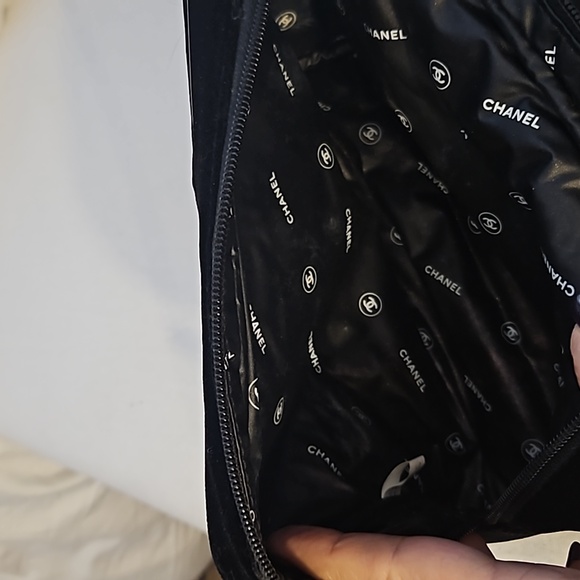 Chanel Velvet bag/bags - Picture 5 of 7